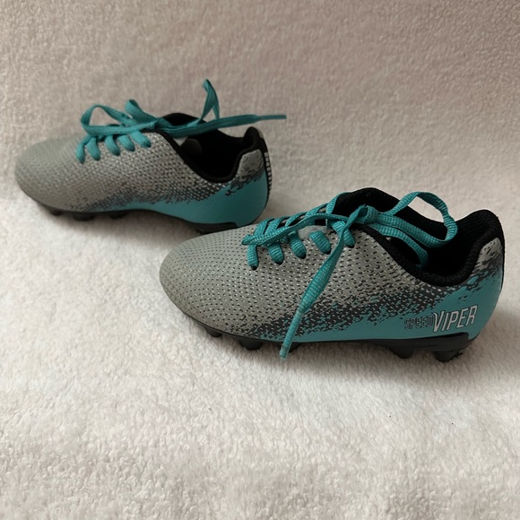 DSG soccer cleats - Picture 3 of 6